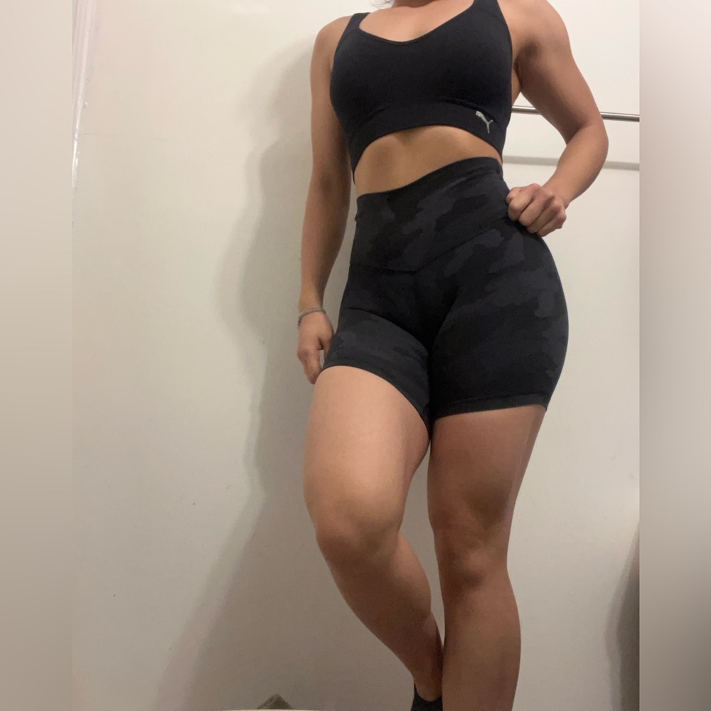 F26 Lululemon Align Shorts
